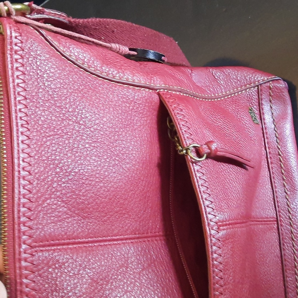 Leather Burgundy The Sak Bag - Picture 2 of 12